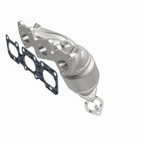 MagnaFlow Direct Fit Catalytic Converter 11-12 Kia Sedona 3.5L OEM Grade Manifold