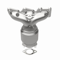 MagnaFlow Direct Fit Catalytic Converter 11-12 Kia Sedona 3.5L OEM Grade Manifold