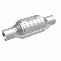MagnaFlow Univ Cat Conv 2.5in Inlet/Outlet Ctr/Ctr Round 9in Body L x 5.125in W x 13in Overall L