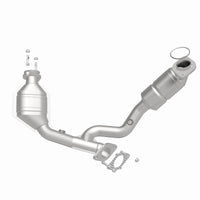 MagnaFlow Direct Fit Catalytic Converter 00-03 Ford Taurus 3.0 Front