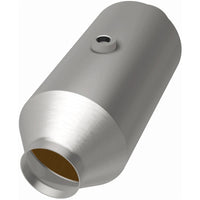 MagnaFlow MagnaFlow 2.5 in. OEM Grade Federal / EPA Compliant Universal Catalytic Converter