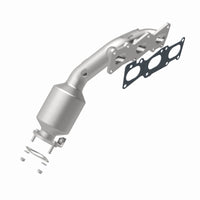MagnaFlow Direct Fit Catalytic Converter 10-12 Hyundai Genesis 3.8L