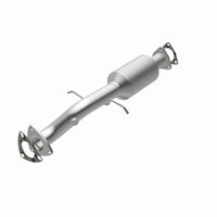 MagnaFlow Direct Fit Catalytic Converter California Grade 96-98 Chevrolet Blazer 4.3L
