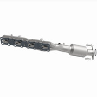 MagnaFlow 05-06 Nissan Titan 5.6L Direct Fit Converter