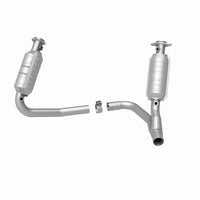 MagnaFlow Direct Fit Catalytic Conv 05-06 Dodge Dakota/2006 Mitsubishi Raider 3.7L Y-Pipe Assembly