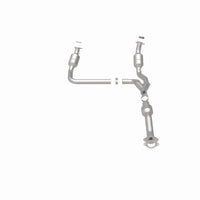 MagnaFlow Direct Fit Catalytic Converter 2011-2014 Express 1500 4.3L Underbody
