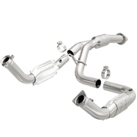 MagnaFlow Direct Fit Catalytic Converter 11-13 Chev Silverado 2500 HD/3500 HD 6.0L