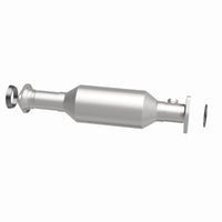 MagnaFlow Direct Fit Catalytic Converter 97-01 Honda CR-V 2.0L