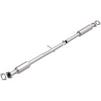 MagnaFlow Direct Fit Catalytic Converter OEM 14-15 Hyundai Tucson 2.0L Underbody
