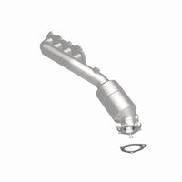 MagnaFlow Direct Fit Catalytic Converter 02-04 VW Passat 4.0L