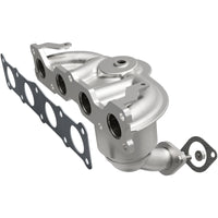 MagnaFlow Direct Fit Catalytic Converter 11-13 Kia Sorento 2.4L Manifold