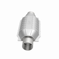 MagnaFlow Univ Cat Conv 2.25in Inlet/Outlet Ctr/Ctr Oval 12in Body L x 6.5in W x 16in Overall L