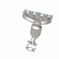 MagnaFlow Direct Fit Catalytic Converter 11-13 Kia Sorento 2.4L Manifold