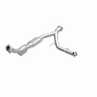 MagnaFlow Direct Fit Catalytic Converter 03-04 Ford Expedition 5.4L V8 Passenger Side