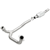 MagnaFlow Direct Fit Catalytic Converter 96 Ford E-Series Van 5.8L