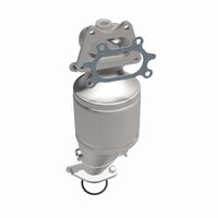MagnaFlow Direct Fit Catalytic Converter 04-07 Saturn VUE 3.5L Front