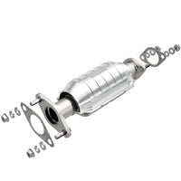 MagnaFlow Direct Fit Catalytic Converter 01-03 Rio 1.5/1.6 Rear