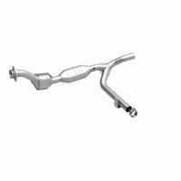 MagnaFlow Direct Fit Catalytic Converter 99 Ford F-150 4.6L