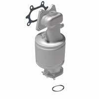 MagnaFlow Direct Fit Catalytic Converter 04-07 Saturn VUE 3.5L Front