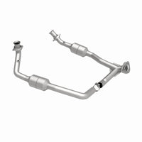 MagnaFlow Direct Fit Catalytic Converter 00-03 Ford E150 5.4L