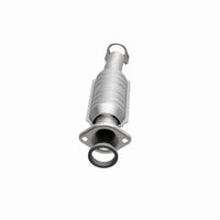 MagnaFlow Direct Fit Catalytic Converter 04-06 Toyota Sienna 3.3L AWD Rear