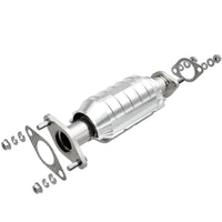 MagnaFlow Direct Fit Catalytic Converter 01-03 Rio 1.5/1.6 Rear