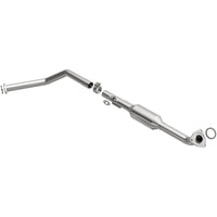 MagnaFlow Direct Fit Catalytic Converter OEM 2001-2004 Toyota Sequoia Underbody