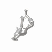 MagnaFlow Direct Fit Catalytic Converter 96-99 Taurus 3.4L Front C
