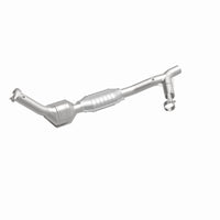 MagnaFlow Direct Fit Catalytic Converter 98 Ford Expedition 5.4L