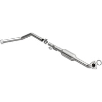MagnaFlow Direct Fit Catalytic Converter OEM 2001-2004 Toyota Sequoia Underbody