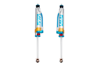 King Shocks 07-18 Jeep Wrangler JK Front 2.5 Dia Piggy Hose Res Shock 0-2in Lift w/Adjuster (Pair)