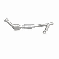 MagnaFlow Direct Fit Catalytic Converter 98 Ford Expedition 5.4L